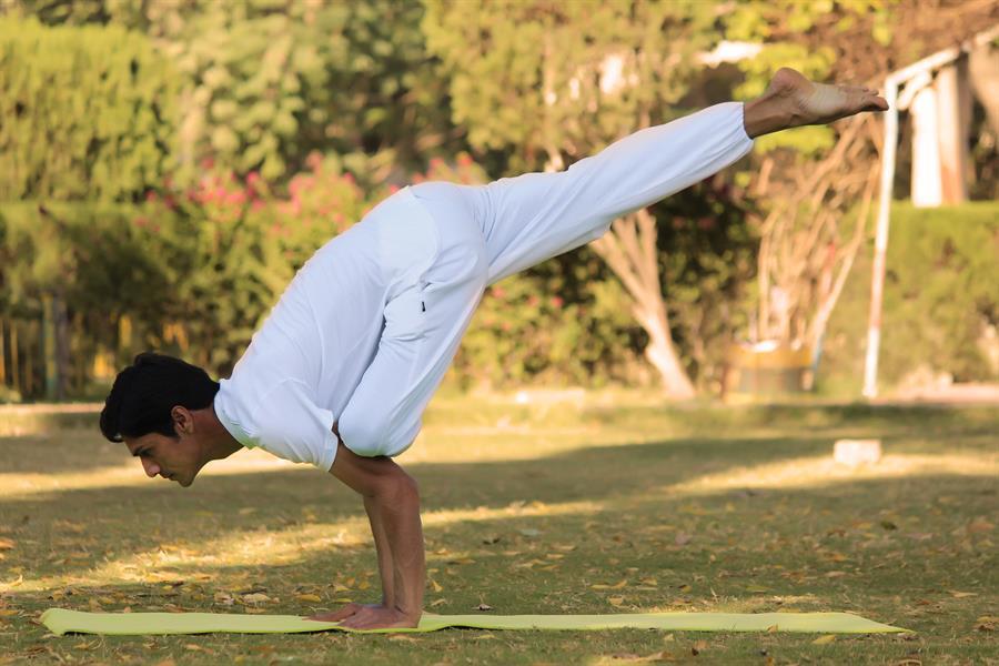 yoga-teacher-training-india-yoga-asana (2)